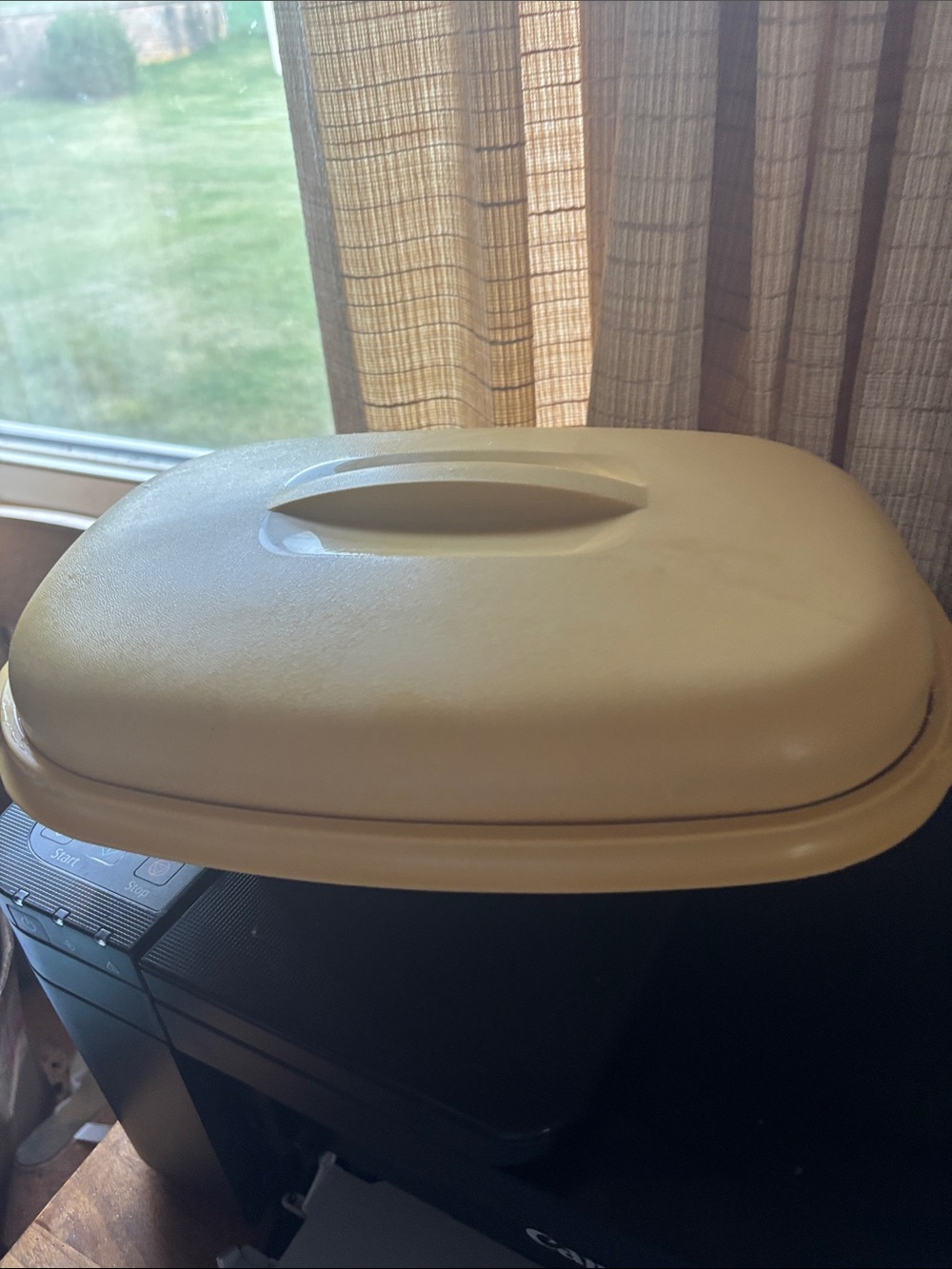 Tupperware Harvest Gold microwave steamer